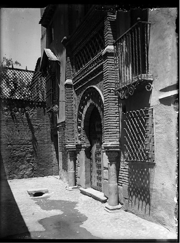 Palacio de Benacazón en Toledo hacia 1920. Fotografía de Enrique Guinea Maquíbar © Archivo Municipal de Vitoria-Gasteiz