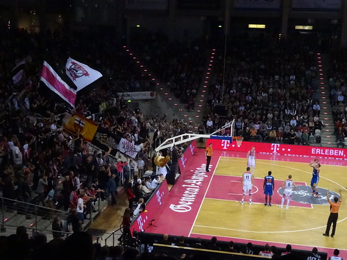Telekom Baskets Bonn 89:75 Mitteldeutscher BC