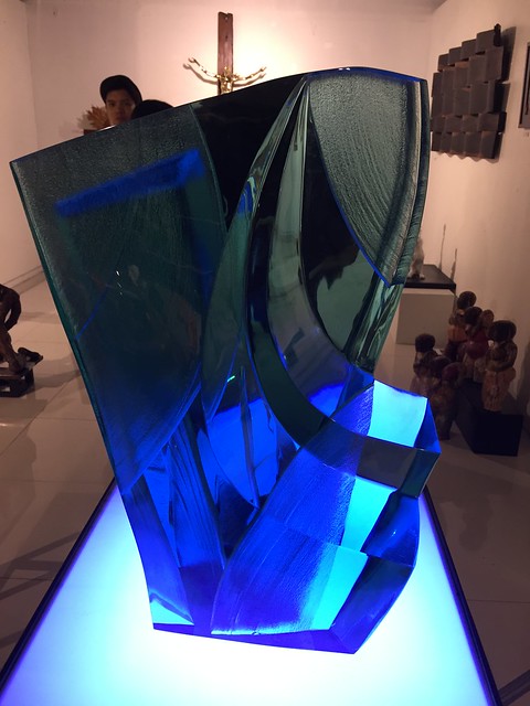Glass sculpture by Ramon Orlina