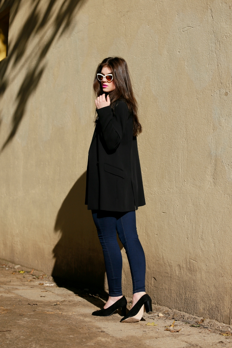 hey blazer, h&m studio collection, double breasted blazer, blank nyc, skinny jeans, miu miu zonnebril, miu miu sunglasses, cat eye sunglasses, cat eye zonnebril, gestreepte top, gestreept t-shirt, zwarte pumps, & other stories, mango, herfstoutfit, september 2015, fashion blogger, fashion is a party