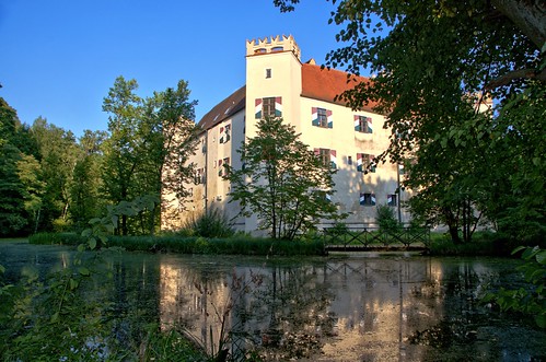 castle water bayern bavaria lower schloss niederbayern wasserschloss schlossbräu rottalinn mariakirchen