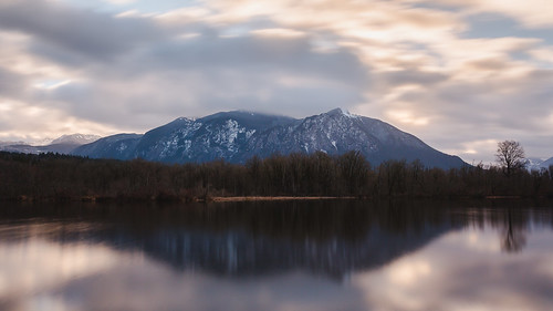 mountain nature landscape longexposure morning clouds cloudy reflection mtsi northbend washington canoneos5dmarkiii pacificnorthwest sigma35mmf14dghsmart