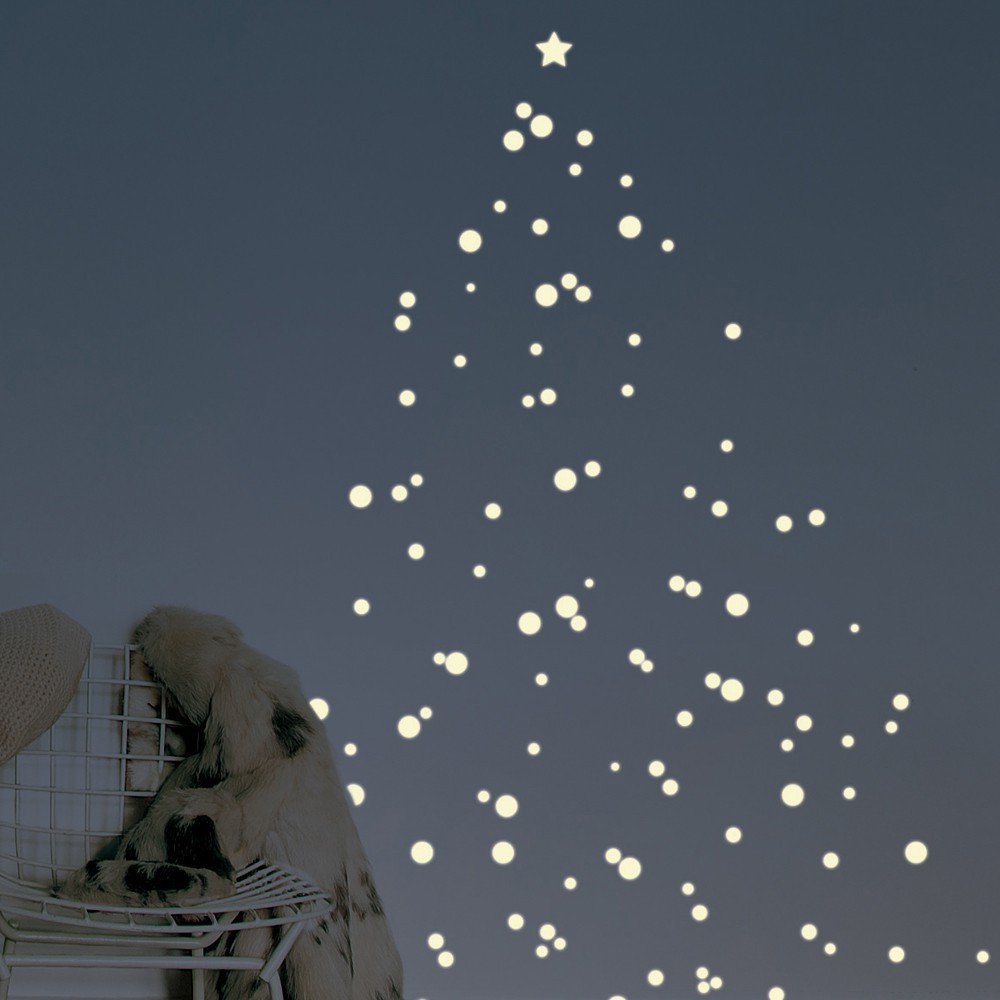 diy-christmas-tree-stickers-phosphorescent