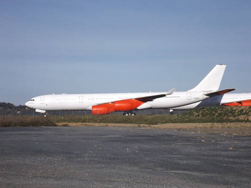 F-WXAA A340 Tarbes-Lourdes 17-11-15
