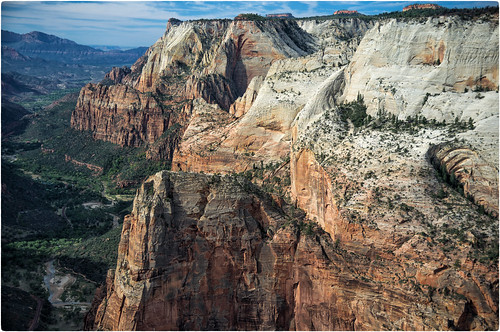 zionnationalpark utah usa angellanding observationpoint fujix100 finepixx100 rocks mountains sky canyon