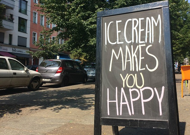 Ice Cream Makes You Happy sign Berlin
