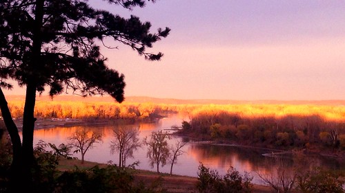 autumn trees sunset fall river florence nebraska bend omaha missouririver riverbend iphone iphonography iphoneography