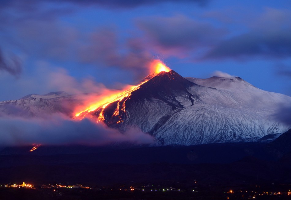 etna-erupts