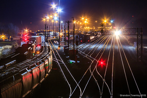 longexposure railroad ohio night lights trains trainyard willard csx