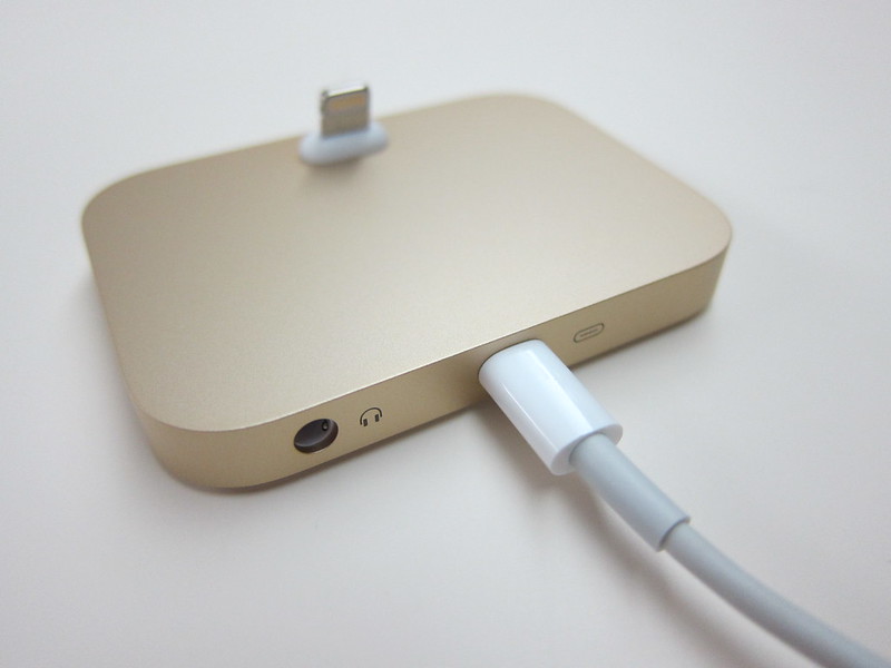 Apple iPhone Lightning Dock (Gold) - Lightning Cable Plugged In