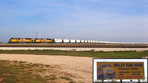 railroad ford up train sand texas eagle tx sub laredo dilley unit frac shale 2015