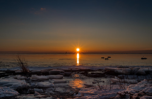 ice lakeerie rockpointprovincialpark sunrise img1280e canon6d sun