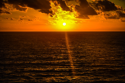 cancún coahuiladezaragoza mexico mx caribbean sea sunrise cancun yucatán yucatan quintanaroo quintana roo riviera maya rivieramaya resort hotel vacation water bay gulf cove ocean dawn morning am