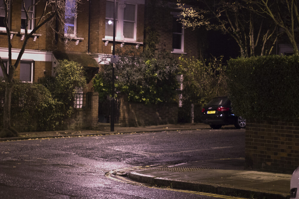how to stay safe at night, london at night, streets, dark streets, lights, night, nighttime