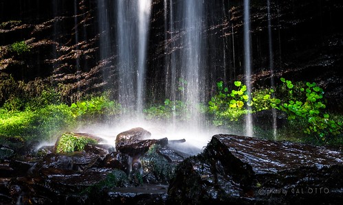 water waterfall rocks varság