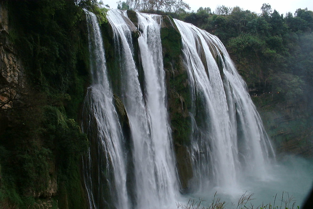 Huangguoshu falls