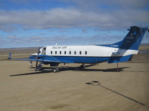 plane northwestterritories 2015 sachsharbour