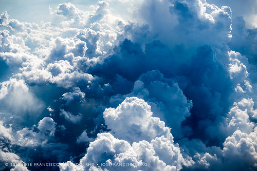 usa cloud clouds airplane us nikon kentucky nubes nikkor airborne avión nube d4 70200mmf28gvrii sjutoord aa1329