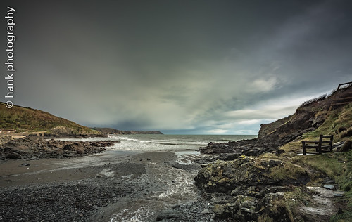nikon d750 2017 photography copyright©2017johnpargeter jpargeter nikond750 hankphotography beach clouds skies cornwall coast kernow southwest winter stormy dramatic scenic seascape landscape roseland westportholland nikkor
