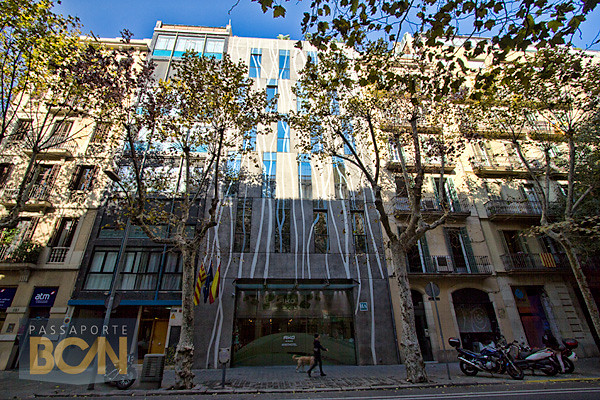 Ako Suite, Barcelona