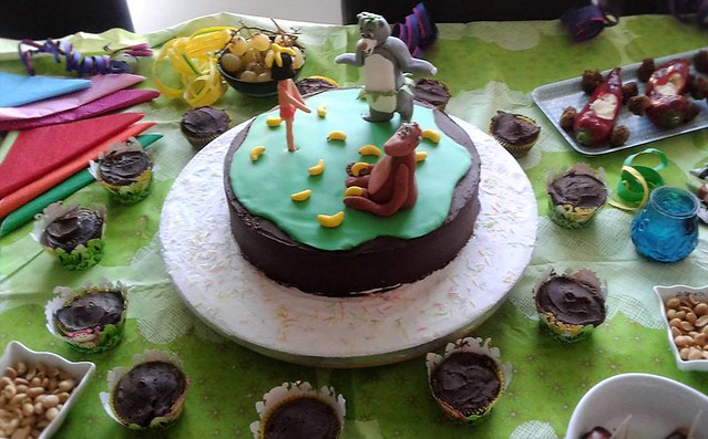 Cake by Ginebra Cakes
