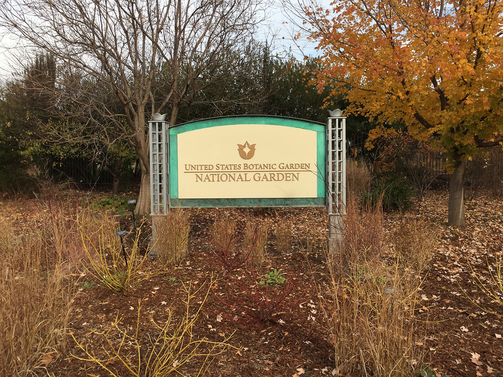 Sign for the U.S. Botanic Garden Sign for the U.S. Botanic Garden