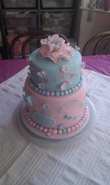 Cake by Scrumdiddlyumyum Cakes