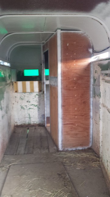 1973 Four Horse Trailer Conversion to 1 Horse Straight/2 Horse Straight w/tackroom