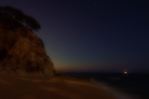 cliff beach water night sunrise stars dawn spain nikon catalonia espana pines catalunya thegimp spagna catalogna calella noiseware d5100 caladelavinyeta