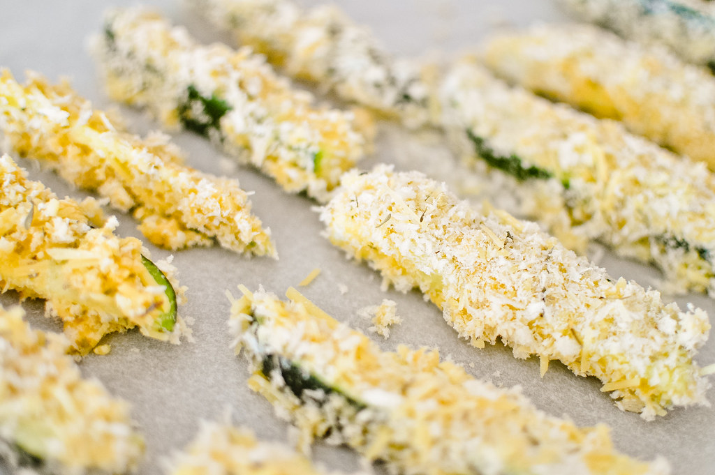 Oven-Baked Zucchini Fries