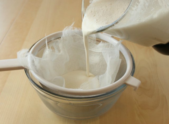 almond-milk-recipe--7