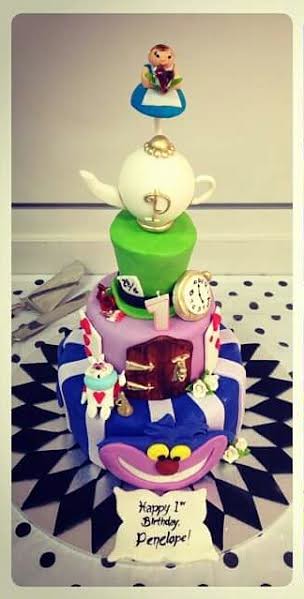 Alice in wonderland Themed Cake by Tanya Trandafilu