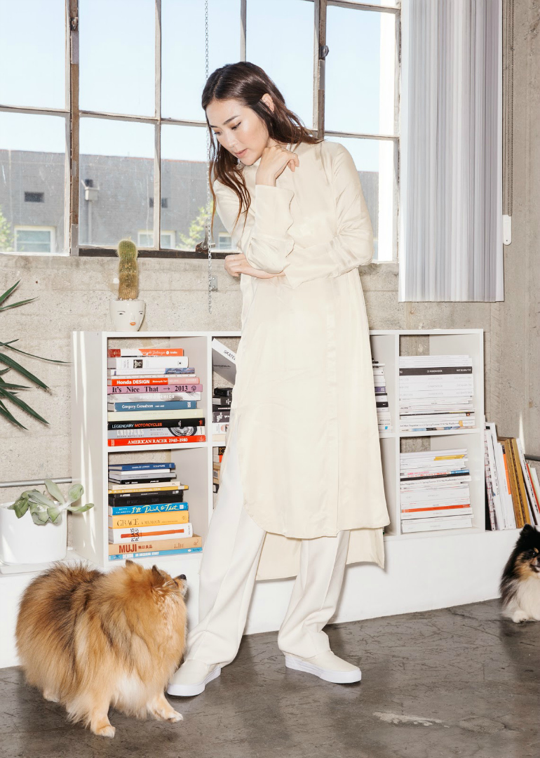Jayne Min x & Other stories, jayne min, & other stories, & other stories fall/winter 2015, styling, stop it right now, fall/winter trends, all white, faux fur coat, faux fur jas, beige, mules, muiltjes, fashion blogger, fashion is a party