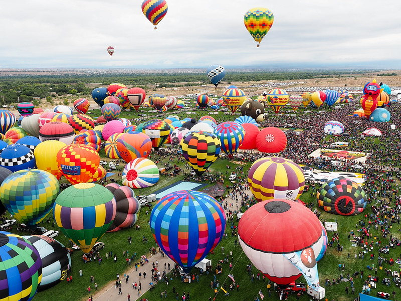 Mass ascension at the Albuquerque International Balloon Fiesta 2015