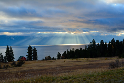 lake clouds sunrise dawn montana sunrays flathead