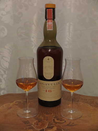 Lagavulin (Islay Single Malt Scotch Whisky, 16 Jahre)