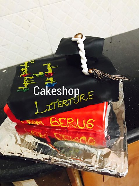 Graduation Themed Cake by Cake Shop