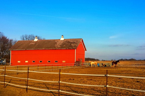 sky barn horse landscape red dusk redbarn stateline illinois il midwest mchenrycounty unitedstates rural usa unitedstatesofamerica farming farm richmond richmondillinois richmondil
