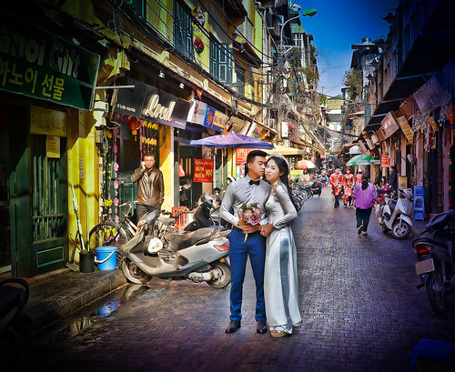 brides characters grooms hanoi holidays mangojouneys people streetscapes topazlabs vietnam weddings