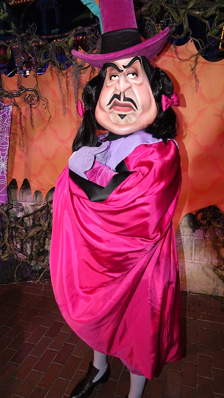Gov. Ratcliffe at Disneyland Halloween Party