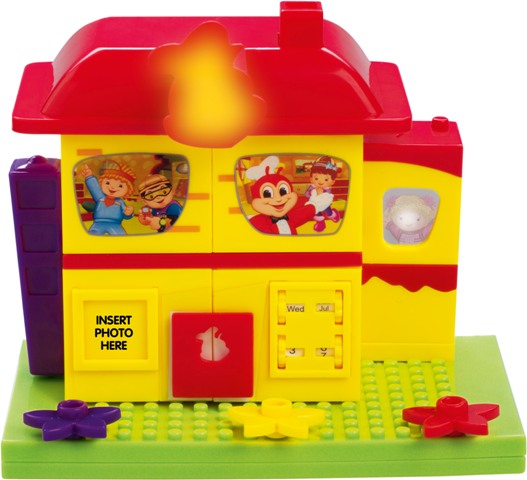 Jollibee Kids Meal Makes Christmas Merrier with Jollitown Build and Craft Blocks