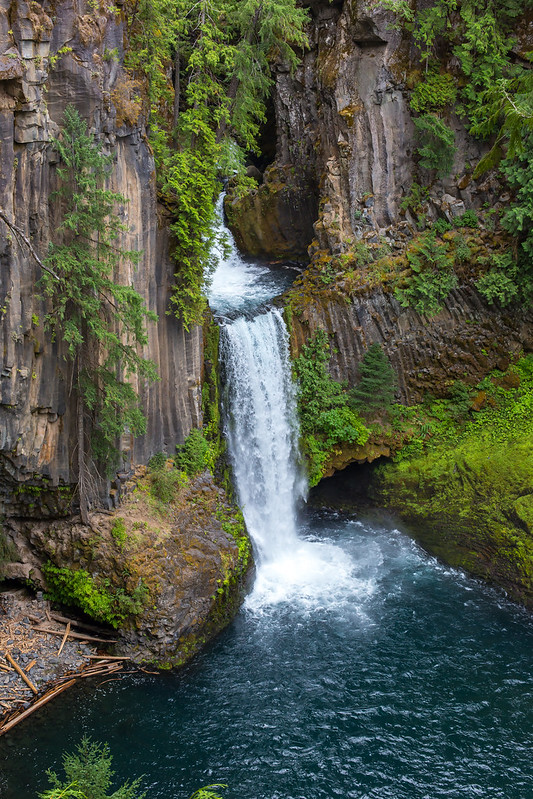 Oregon. Toketee Falls
