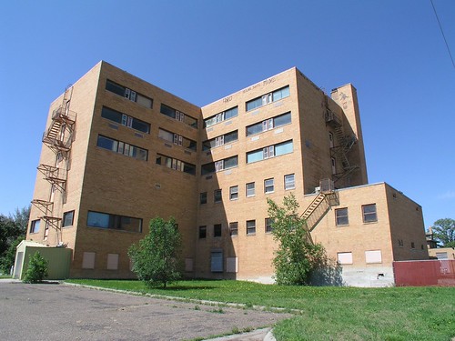 city building abandoned hospital montana mt historic miles abandonedbuilding custercounty milescity