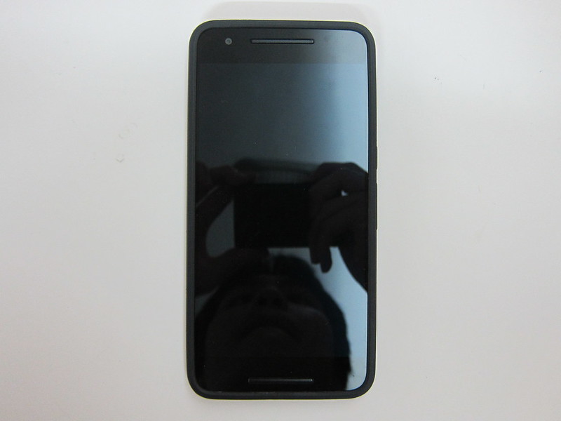 Nexus 6P Official Case - With Nexus 6P - Front