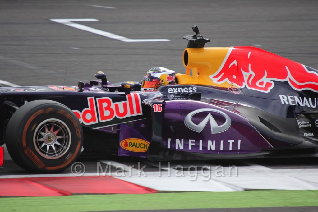 Oliver Rowland drives the Red Bull F1 car around Silverstone during the WSR 2015 weekend