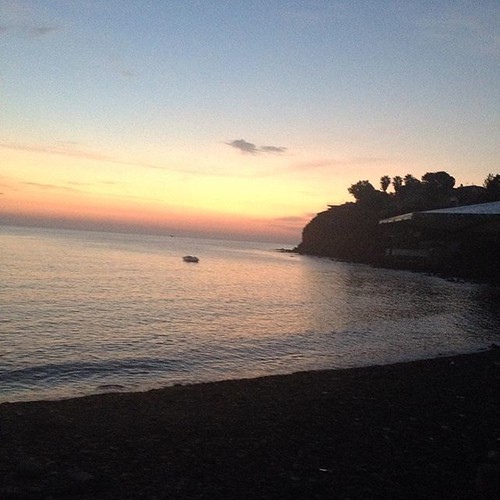 sea sky beach sunrise uploaded:by=flickstagram instagram:photo=105257947352035991215150797 instagram:venuename=baiadelsilenzio instagram:venue=260897689