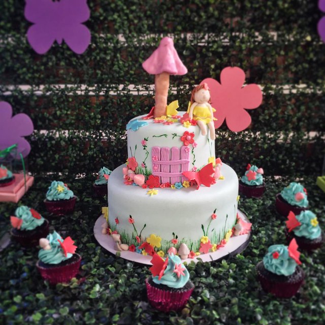 Fairy Themed Cake by Pie Pingul of Cuppy Cakes by Pie
