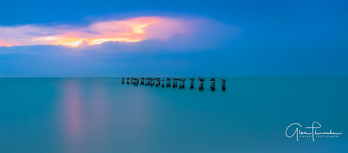 sony a7r2 sonya7r2 zeissfe1635mmf4zaoss ilce7rm2 fx fullframe longexposure scenic landscape waterscape nature outdoors sky clouds colors reflections sunset beach tropical turquoise azure pier birds naples florida southwestflorida gulfofmexico