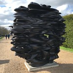 Amazing sculpture by Tony Cragg #tonycragg #yorkshiresculpturepark @yspsculpture