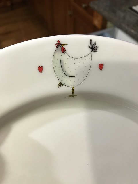 Keracher plate with chicken design